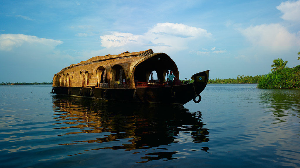 Houseboats – A thriving business for Kerala’s Backwaters